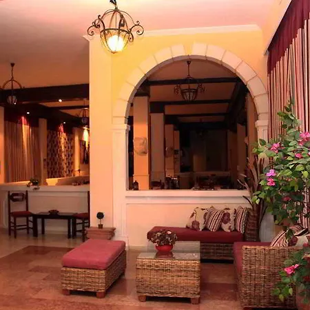 Hotel Pantheon Hall 2*